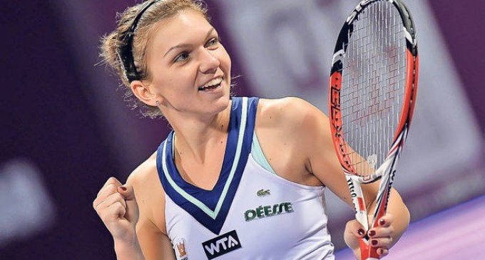 Simona Halep va juca vineri cu Serena Williams in semifinale.