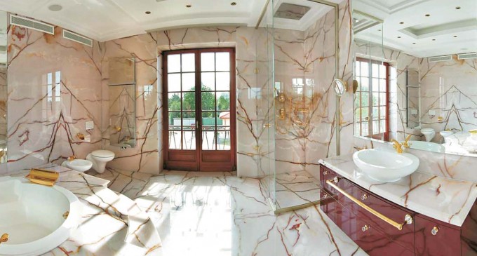 Adriean Videanu are bideu de marmură REVISTA PRESEI