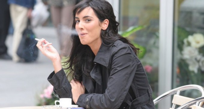 Senatul a aprobat astazi interzicerea totală a fumatului în locurile publice