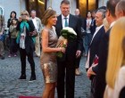 Carmen Iohannis se-nţoleşte de la Pelger REVISTA PRESEI
