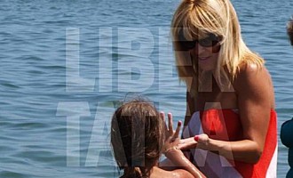 Udrea, la Mamaia, duce dor de Mazăre REVISTA PRESEI