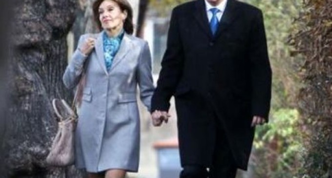 Carmen Iohannis nevinovată? RAAPPS spune că a tăiat doar cinci plopi uscaţi REVISTA PRESEI