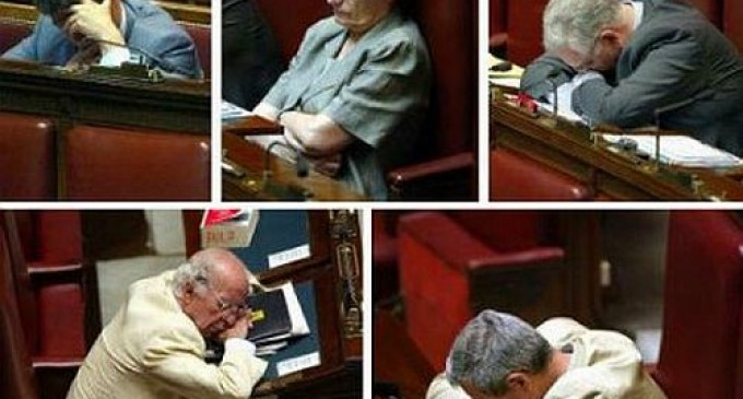 Diaspora ameninţă Parlamentul cu dizolvarea REVISTA PRESEI