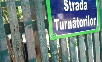 SRI ne îndeamnă să ne turnăm între noi REVISTA PRESEI