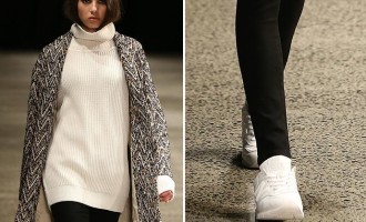 Look casual cu o pereche de tenisi