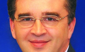 Oprişan reales / La al ţîşpelea congres REVISTA PRESEI