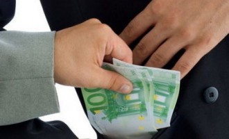 Toţi consilierii generali din Capitală iau mită REVISTA PRESI