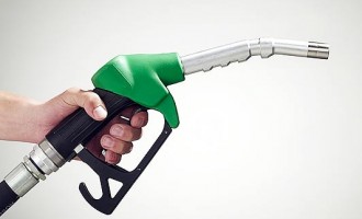 Carburantii inca au preturi de LUX in Romania