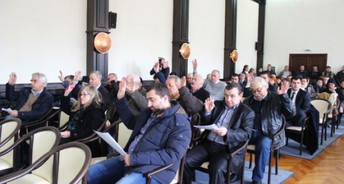 Făgădău îşi dă întâlnire cu găşcuţa pentru a legaliza MAREA împărţeală (Partea I)