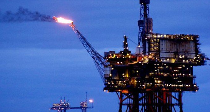 INTERESANT!Lukoil a descoperit rezerve substanţiale de gaze în sectorul românesc al Mării Negre!