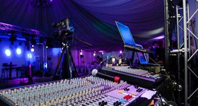 O petrecere reusita este asigurata de o sonorizare excelenta!