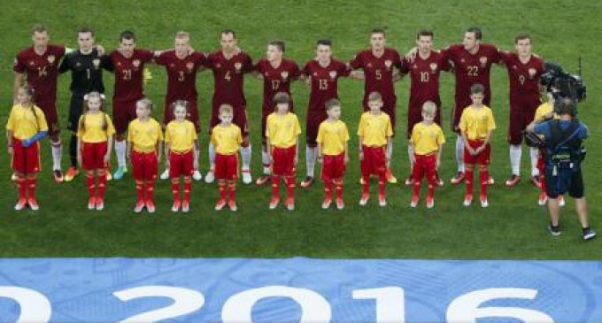 Rusia riscă descalificarea de la Euro 2016 în cazul unor noi incidente