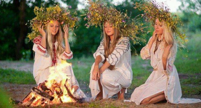 Tradițiile populare de Sânziene