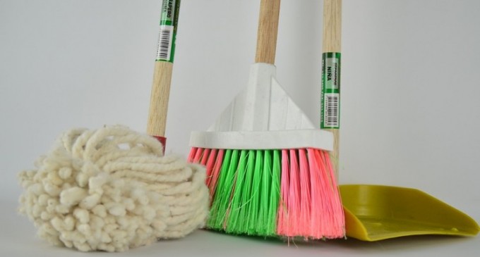 Cele mai comune 5 intrebari despre serviciile profesionale de curatenie