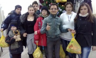 Asociația MicNews.ro a adus zambetul pe buzele a sute de copii defavorizati