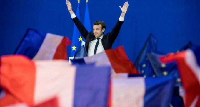 Emmanuel Macron a câştigat scrutinul prezidenţial şi va fi noul preşedinte al Franţei