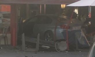 Un alt atentat la Paris produs de un terorist cu o mașină care a intrat deliberat în mulţime