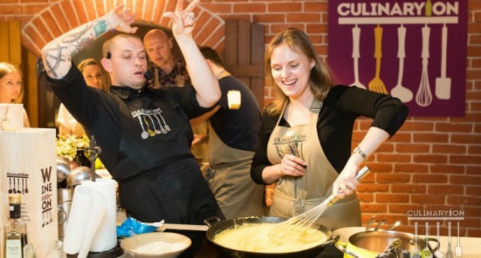 Iesi din rutina zilnica si participa la un curs de gatit distractiv alaturi de prieteni!