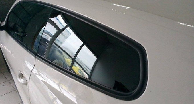 Folia auto, element de protectie a autoturismului. Intrebari frecvente cu privire la folia auto