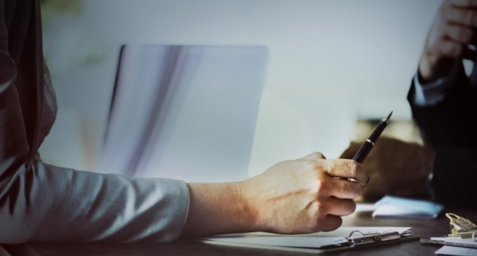 Iata cum ceea ce faceai la 20 de ani iti influenteaza acum viata!