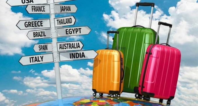 TOP 3 cele mai ATRĂGĂTOARE destinații de vacanță pentru familii
