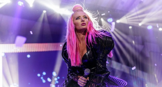 Delia la majoratul fetei mele