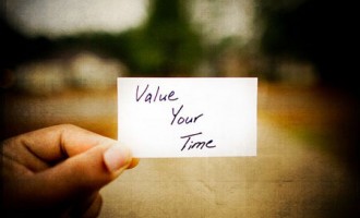 Despre Timp și regăsirea…sensurilor