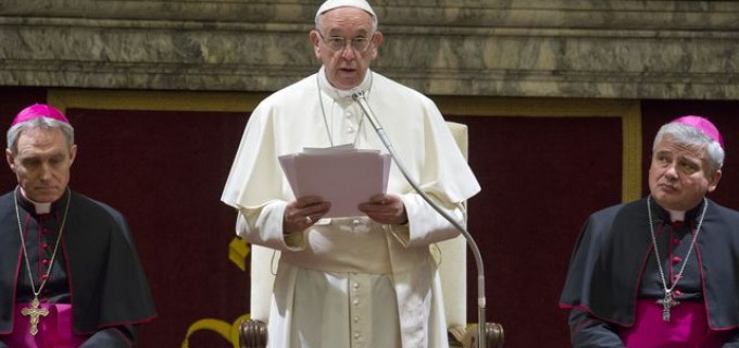 Precizările Arhiepiscopiei romano-catolice, după anunţul de ieri al premierului privind vizita Papei Francisc în România: Înştiinţarea oficială se face simultan de Sfântul Scaun şi Preşedinţie