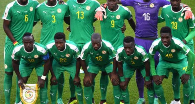 Loviți Columbia în splină și-aduceți Africii lumină!