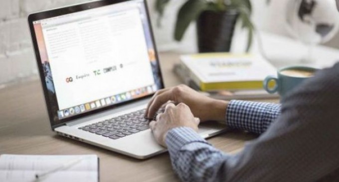 Cum prelungeşti viaţa laptopului. Cele mai accesibile modele de pe piaţă | Criteriul National