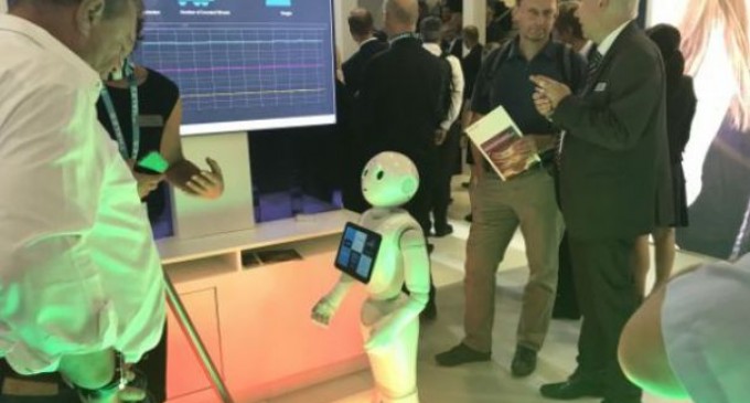 Roboți și sisteme de transport urbane supersonice-Innotrans 2018 | Criteriul National