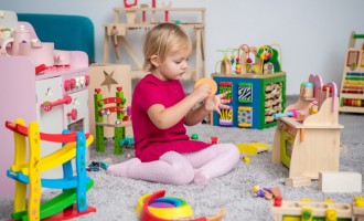 „Câte-n lună și-n stele”, cel mai bun magazin online de jucarii educative pentru copii