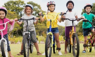 Alege bicicleta potrivită fiecărei vârste