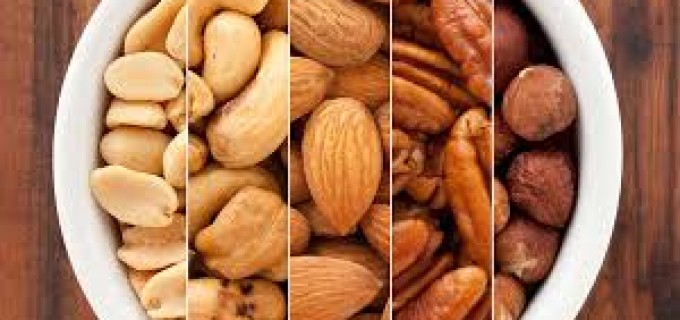 Nucile in tratarea cancerului – fructe inhibitoare ale bolii