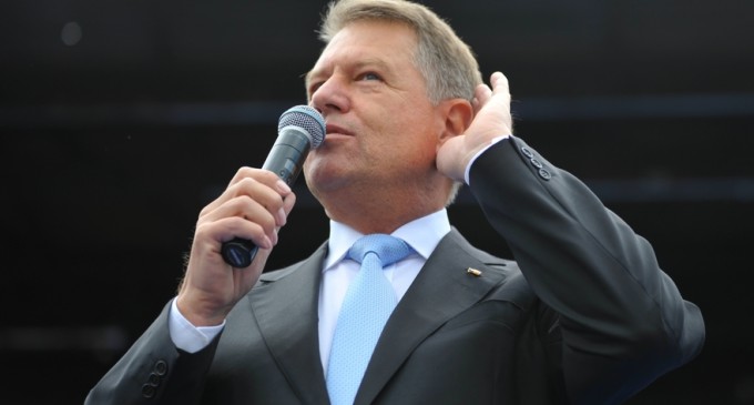 CCR a decis, în unanimitate, că domnul Costică Iohannis a pus o întrebare de ratat