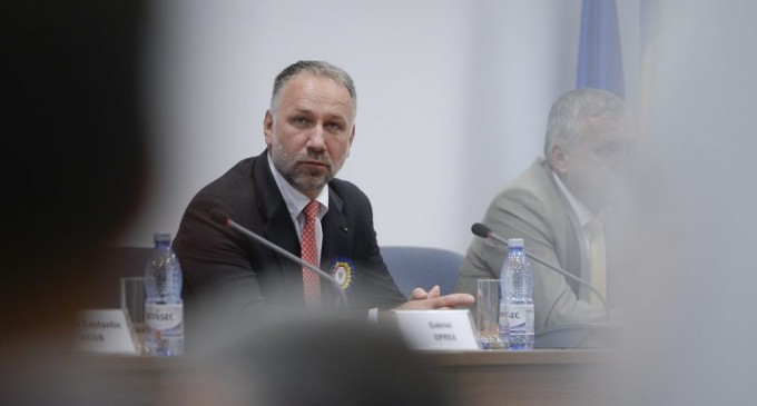 Investigaţi distrugerea documentelor Securităţii din PÎCCJ