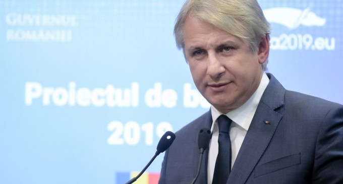 Poţi face şi remaniere şi restructurare. Parlamentul poate fi convocat la final de august / Poate unele ministere au o structură supradimensionată