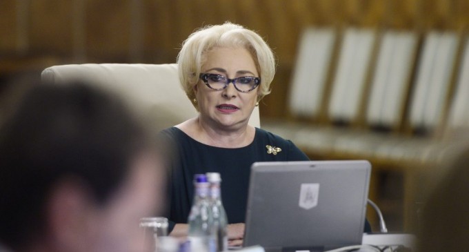 Legea privind abilitarea Guvernului de a emite ordonanţe, promulgată de Iohannis