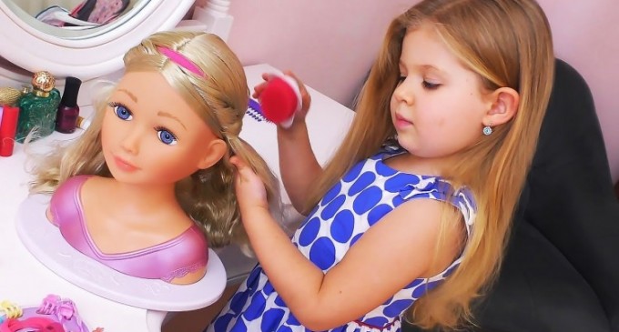 Care este rolul papusilor in viata fetitelor?