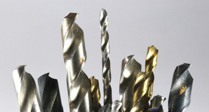 Alegerea burghiului potrivit pentru masinile de gaurit lemn si metal