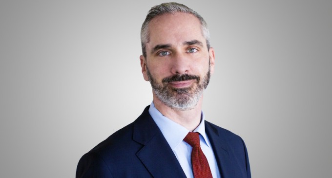 Dan Bucșa (UniCredit Bank Londra): Revesiunea în SUA va fi la mijlocul anului viitor, dar nu adâncă – Finante & Banci