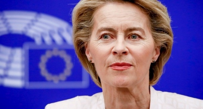 Noua Comisie Europeană, condusă de Von der Leyen, cel mai probabil nu își va prelua atribuțiile la 1 noiembrie, după ce candidata Franței a fost respinsă, iar guvernul României a picat și nu se știe când va putea face o nouă nominalizare – International