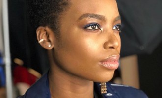 10 tunsori scurte uimitoare pe par cret sau ondulat care te vor face sa iti doresti sa iti vezi hairstylistul cat mai repede