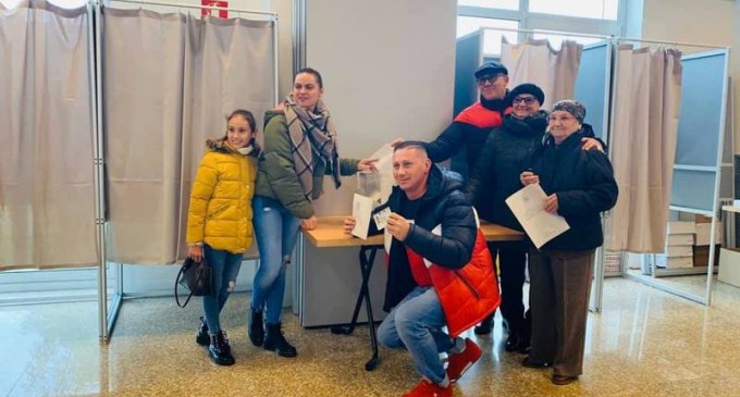 USR cere sprijin politic pentru un proiect ce prevede 14 mandate de parlamentar pentru Diaspota: ”Poate fi votat în prima ședință de plen a Camerei Deputaților” – Politic