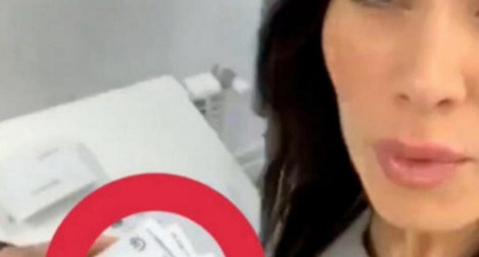 Digisport: Gafă de proporții la urne – a intrat alături de soț în cabina de vot, a filmat totul și a postat imaginile pe rețelele sociale