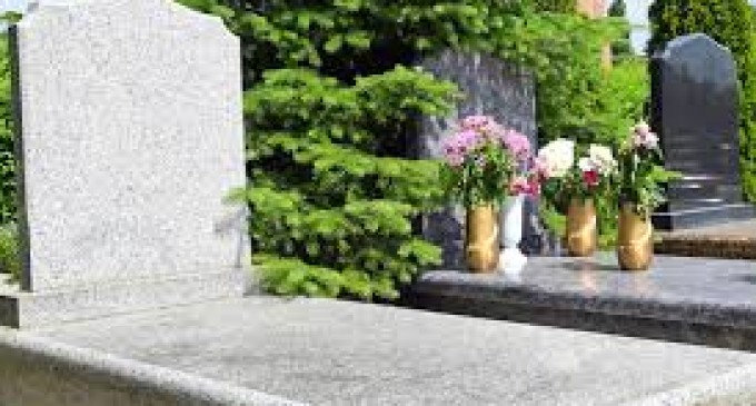Firma de pompe funebre cu experienta va asigura o inmormantare fara stres