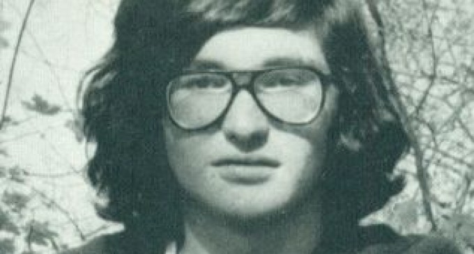 Cum arăta actualul ambasador al SUA în România, Adrian Zuckerman, în 1975, la 10 ani de la emigrarea din România.