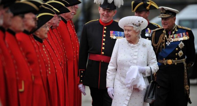 Prințul Filip, în vârstă de 98 de ani, internat în spital ”preventiv” la Londra – International