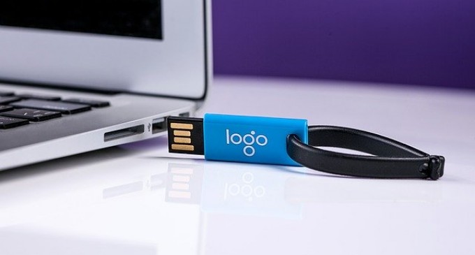 CÂT DE EFICIENTE SUNT MATERIALELE PROMOȚIONALE PENTRU AFACERILE MICI?