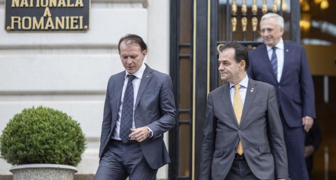 Isarescu profita de naivitatea lui Citu, care se imprumuta prost si scump (in valuta, mult mai scump decat Grecia)/BNR joaca politic